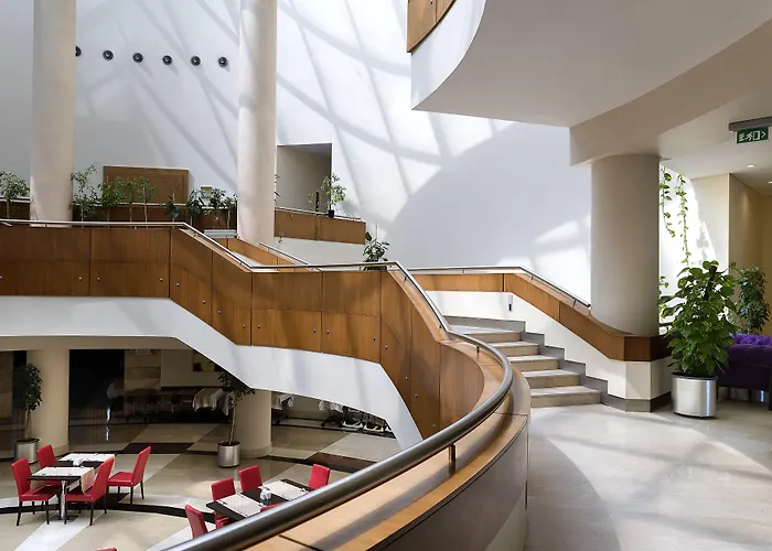 科尼亚大酒店 5* 科尼亚